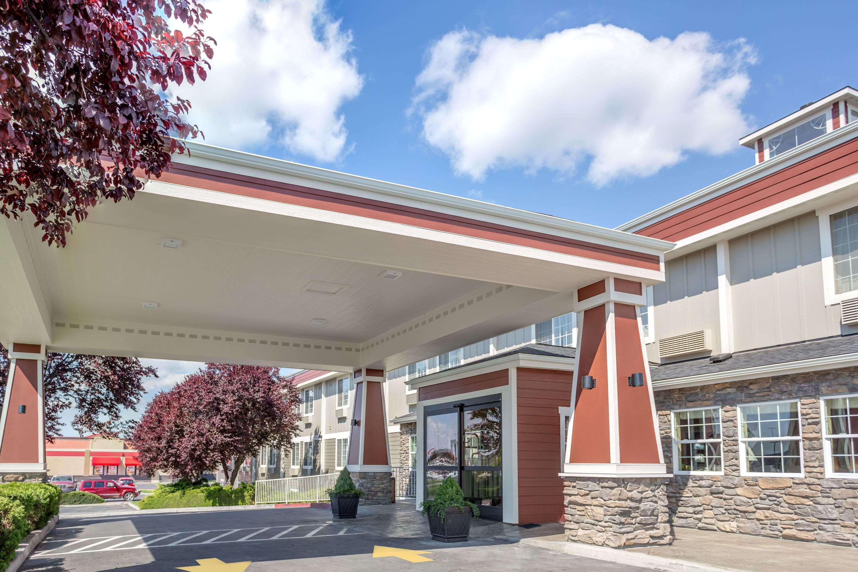 Ramada By Wyndham Moses Lake Exterior foto